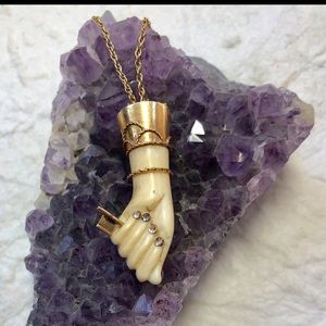 14k Gold Figa Hand Pendant Necklace Vintage